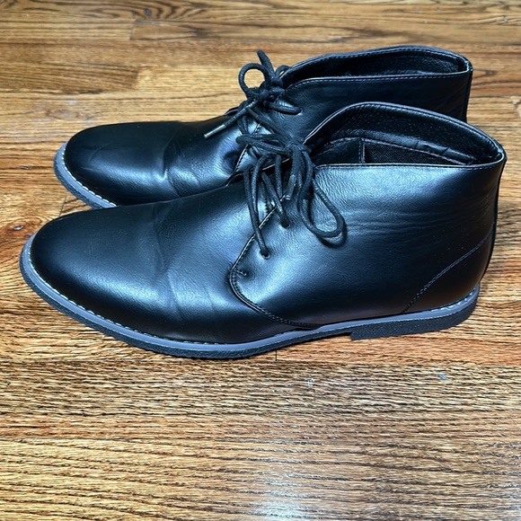 London Fog Shoes - Picture 2 of 8